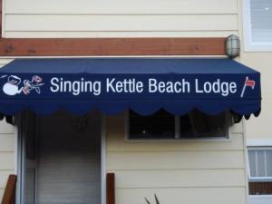 Singing Kettle and many more GREAT HOTELS in between