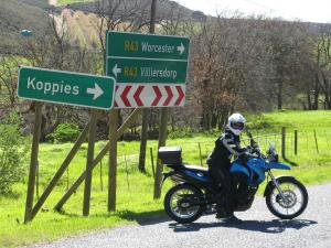 Turn-off to the Koppies gravel road